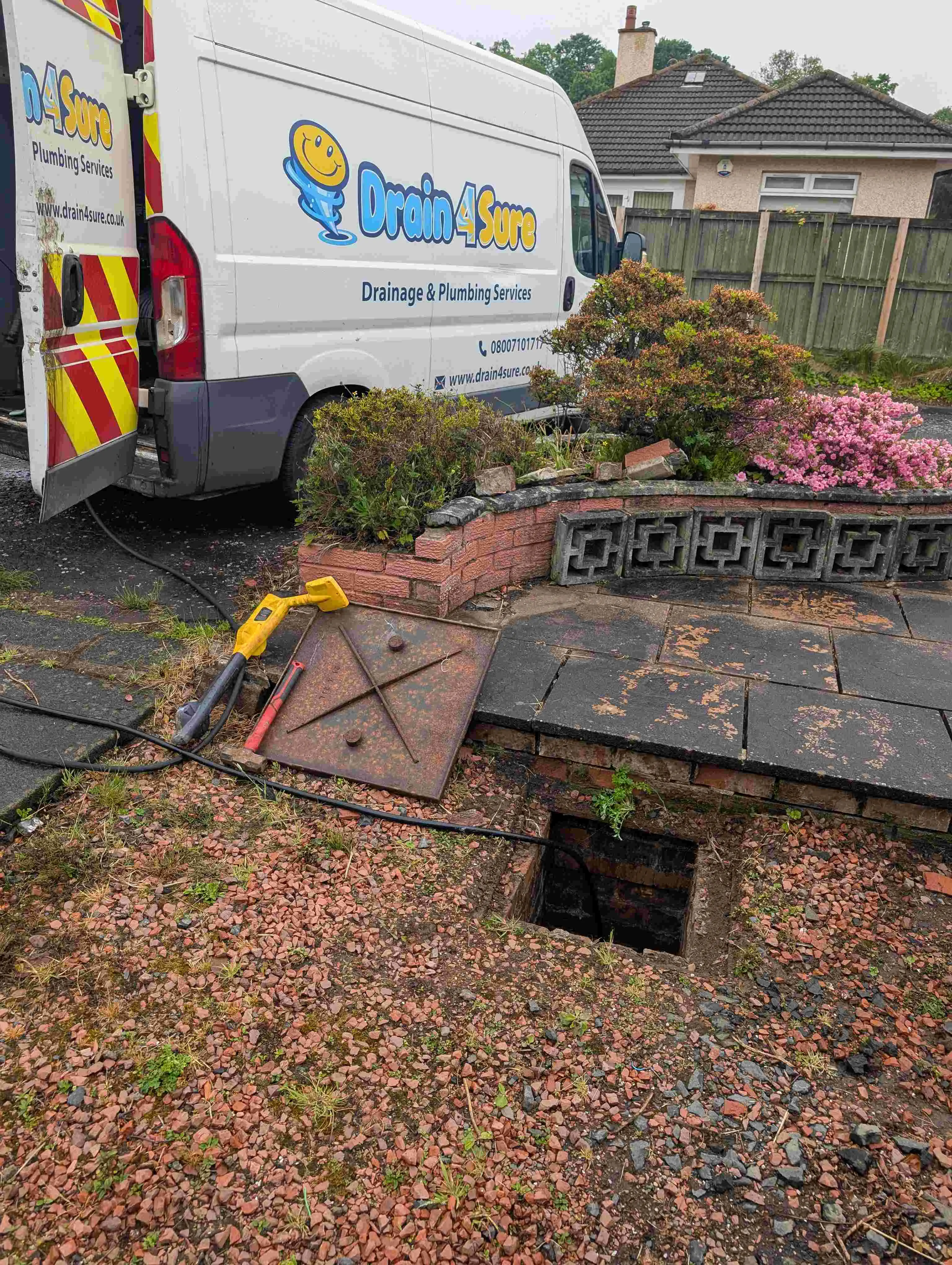 manhole drain jetting